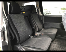 Toyota Voxy 2012