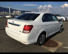 Toyota Corolla Axio 2012