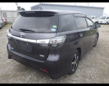 Toyota Wish 2015