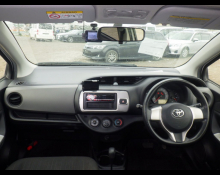 Toyota Vitz 2014