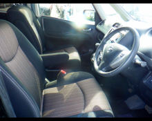 Nissan Serena 2014