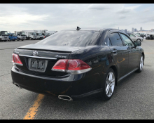 Toyota Crown Athlete Series 2012