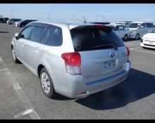 Toyota Corolla Fielder 2014