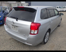 Toyota Corolla Fielder 2014