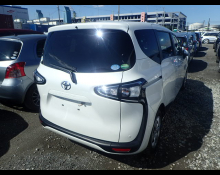 Toyota Sienta 2019