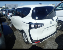 Toyota Sienta 2019