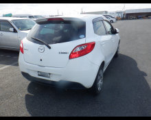 Mazda Demio 2014