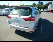 Toyota Corolla Fielder 2016