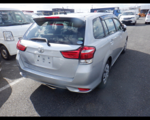 Toyota Corolla Fielder 2016