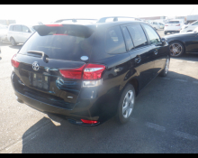 Toyota Corolla Fielder 2015