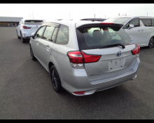Toyota Corolla Fielder 2015