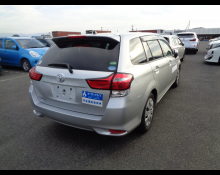 Toyota Corolla Fielder 2016