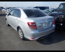 Toyota Corolla Axio 2015