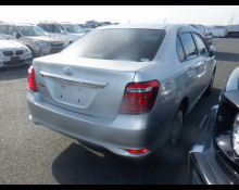 Toyota Corolla Axio 2015