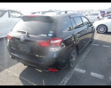 Toyota Corolla Fielder 2015