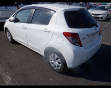 Toyota Vitz 2013