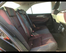 Toyota Crown Hybrid 2013