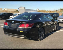 Toyota Crown Hybrid 2013