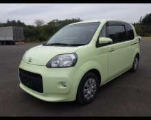 Toyota Porte 2013