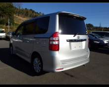 Toyota Noah 2013