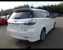 Toyota Wish 2013