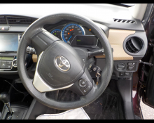 Toyota Corolla Axio 2015