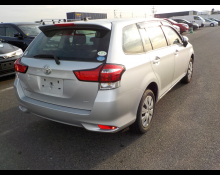 Toyota Corolla Fielder 2015