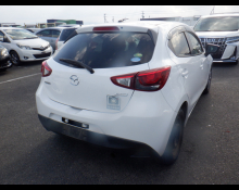 Mazda Demio 2015