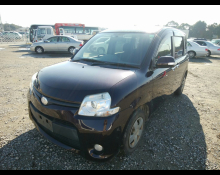 Toyota Sienta 2015
