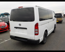 Toyota Hiace Van 2015
