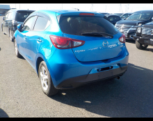 Mazda Demio 2015
