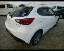 Mazda Demio 2015