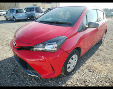 Toyota Vitz 2015