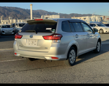 Toyota Corolla Fielder 2016