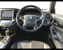 Toyota Crown Hybrid 2015