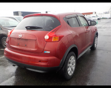 Nissan JUKE 2012
