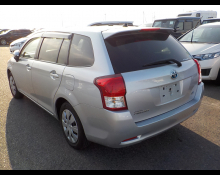Toyota Corolla Fielder 2015