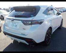 Toyota Harrier 2016
