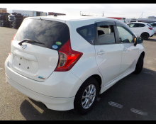 Nissan Note 2015