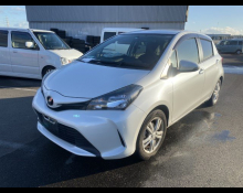 Toyota Vitz 2015