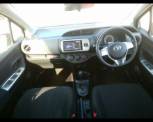 Toyota Vitz 2015