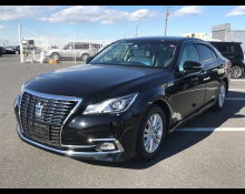 Toyota Crown Hybrid 2016