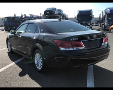 Toyota Crown Hybrid 2016