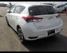Toyota Auris 2015