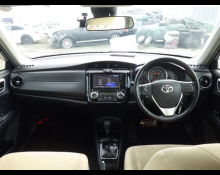 Toyota Corolla Axio 2015