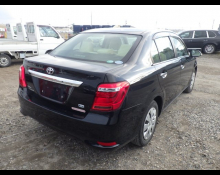 Toyota Corolla Axio 2015