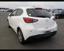 Mazda Demio 2015