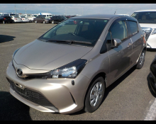 Toyota Vitz 2015