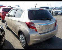 Toyota Vitz 2015