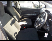 Toyota Vitz 2015